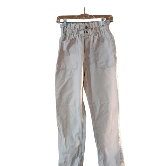 Abercrombie & Fitch Gathered Waist Cargo Pants - Size XS - Cream/Beige - Picture 2 of 15